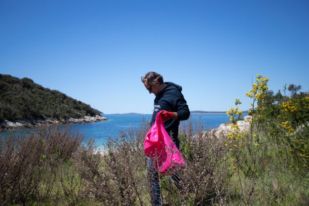 cleaning-sailing-race-regata-7