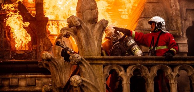 Napeti filmski spektakl Notre Dame u plamenu