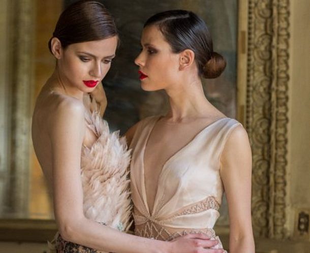 zene u haljinama fashion