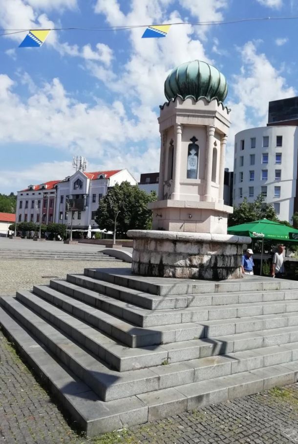 Tuzla Čaršijska česma
