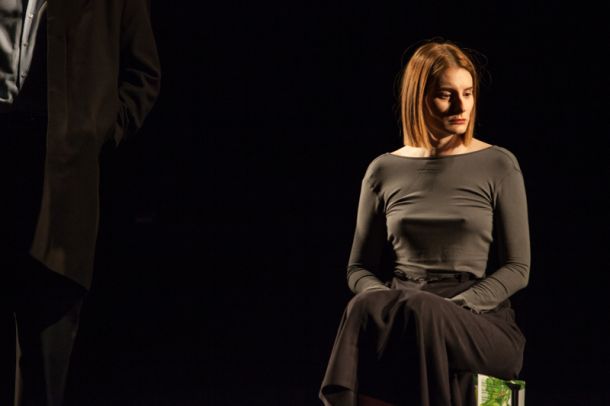 kazalisna predstava 64