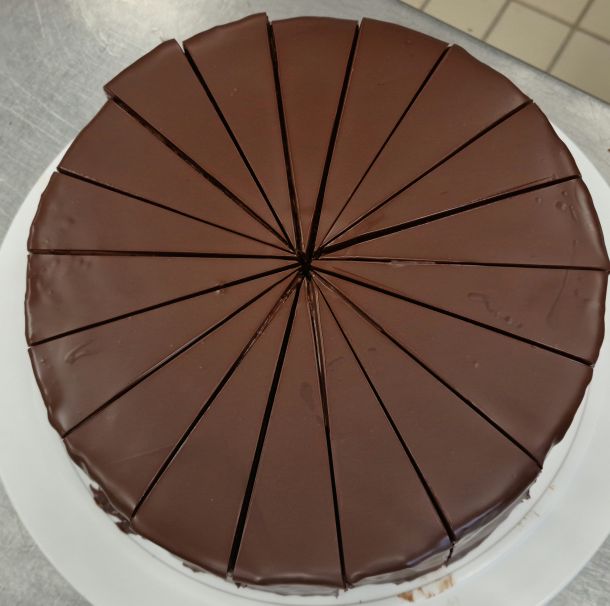 pivska torta s cokoladom