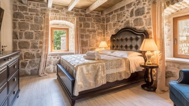 spavaca soba Heritage Palace Varos