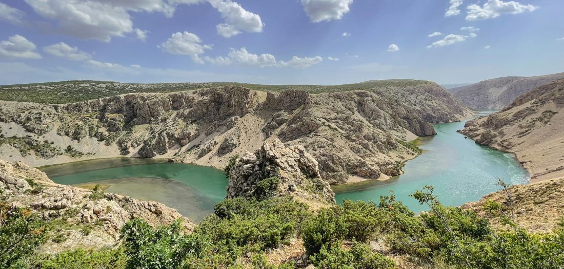 planinarenje planine planina velebit rijeka zrmanja