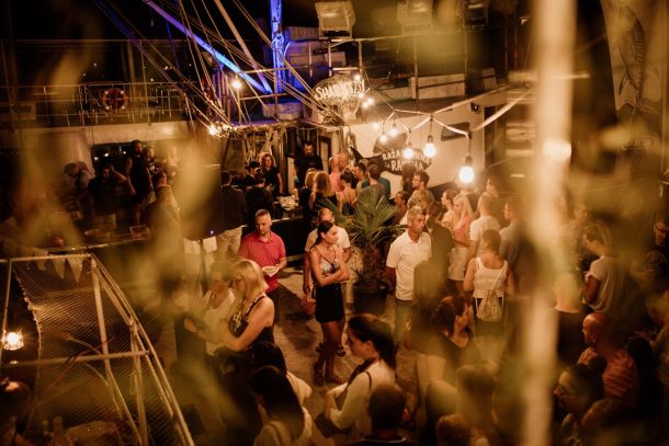 hook-cook-street-food-1