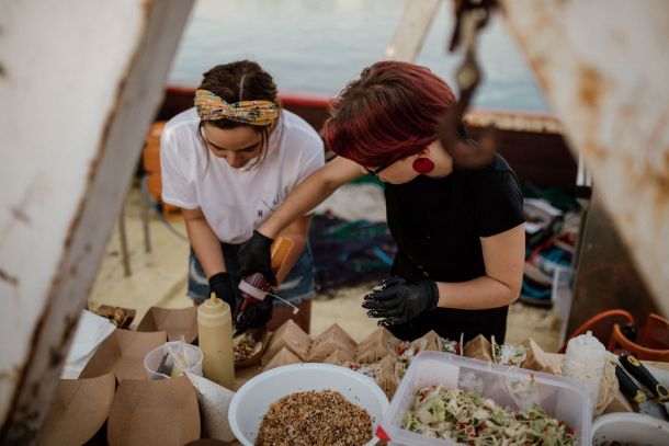 hook-cook-street-food-8