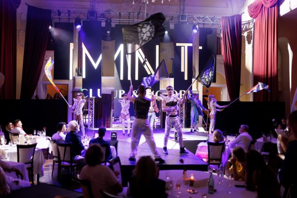 mint-cabaret-dinner-show-2