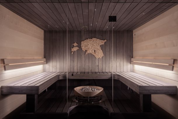 finska sauna sibanje liscem u sauni