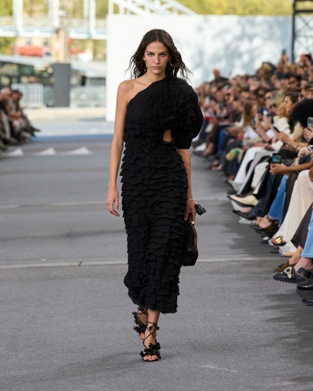 authentic-beauty-concept-chloe-2