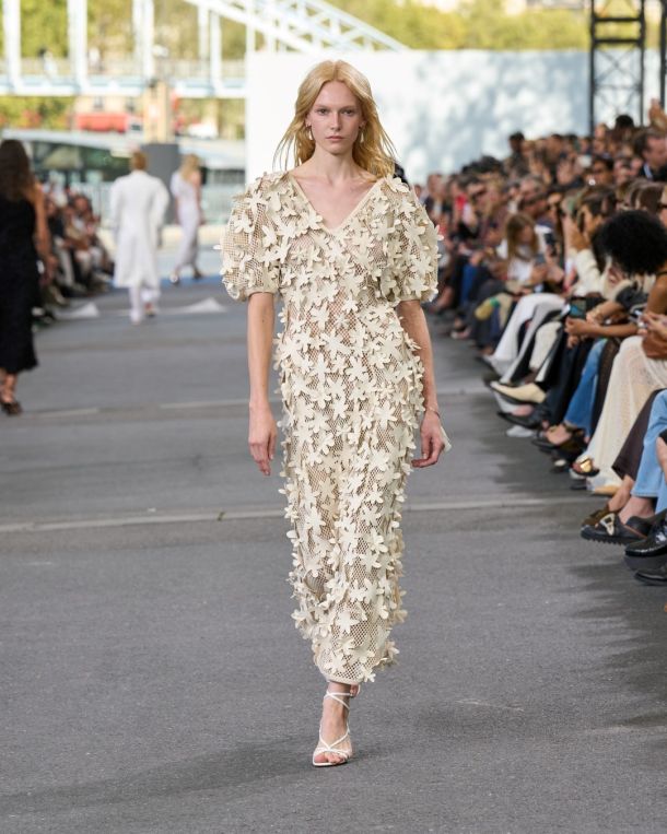 authentic-beauty-concept-chloe-3