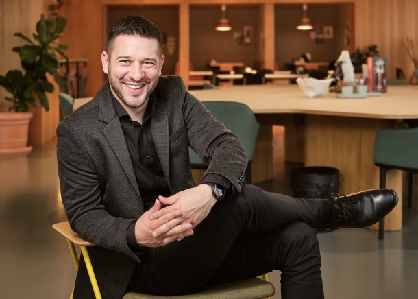 ante-mihaljevic-komunikator-1