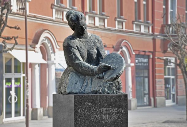 Nadezda Petrovic Spomenik Ivan Meštović