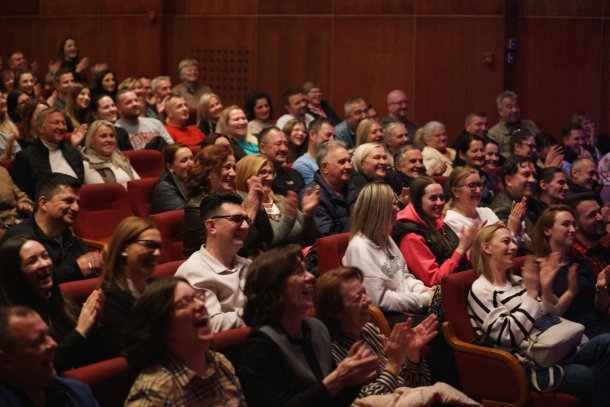 enis-beslagic-predstava-3