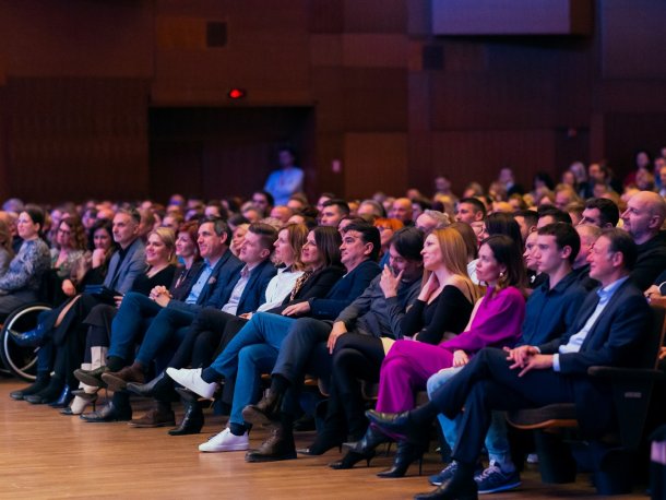 predstava-da-sam-ja-neko-3