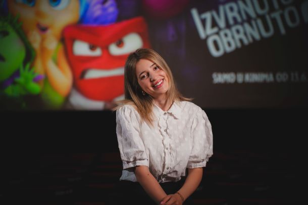 Mara Picukarić  trailer Izvrnuto obrnuto 2 animirani film  Disney