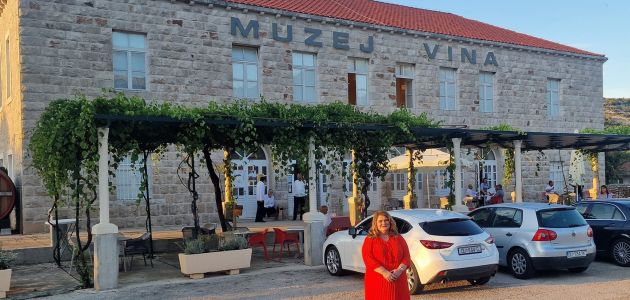 Prvi hrvatski vinski muzej u Putnikoviću na Pelješcu predstavio „Hrvatsku vinsku kulturu“