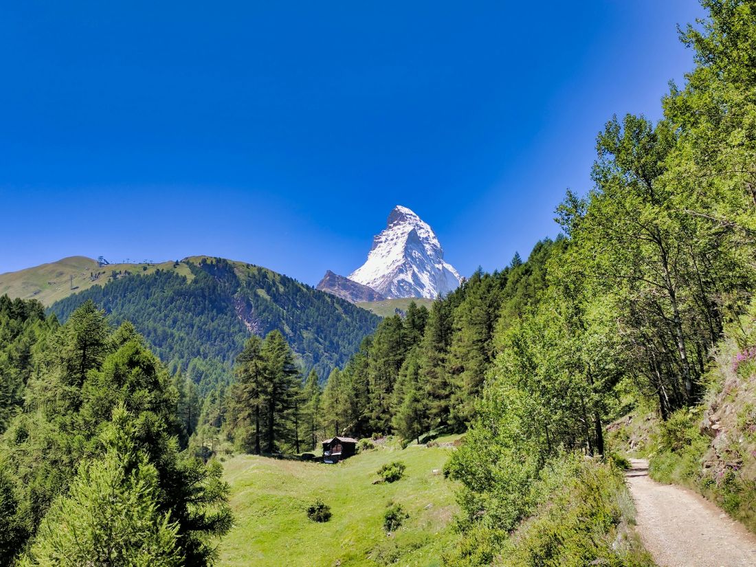 zermatt svicarska  ljetovanje vrh planina Matterhon