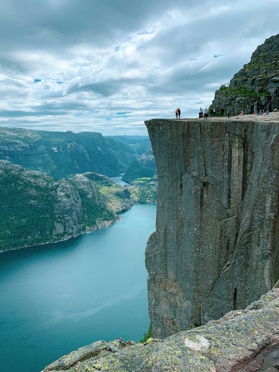 Preikestolen vidikovac sa stijene norveska