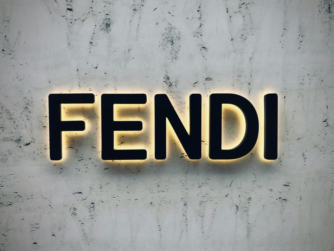 torbe fashion  godina modne kuce fendi