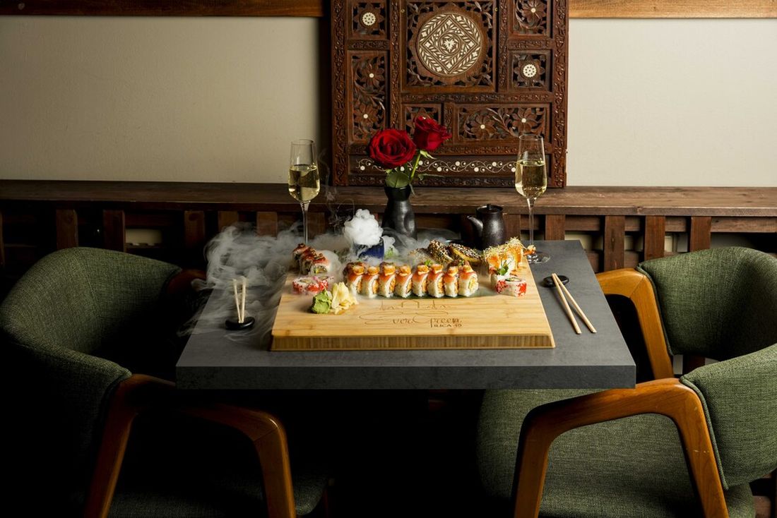 wonder-woman-sushi-experience-4