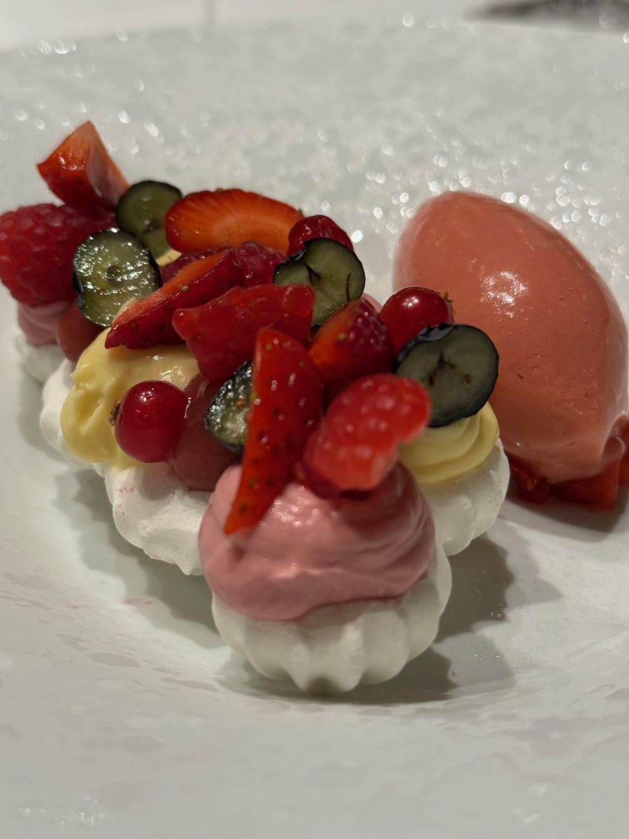 pavlova desert restoran dvorac otocec slovenija