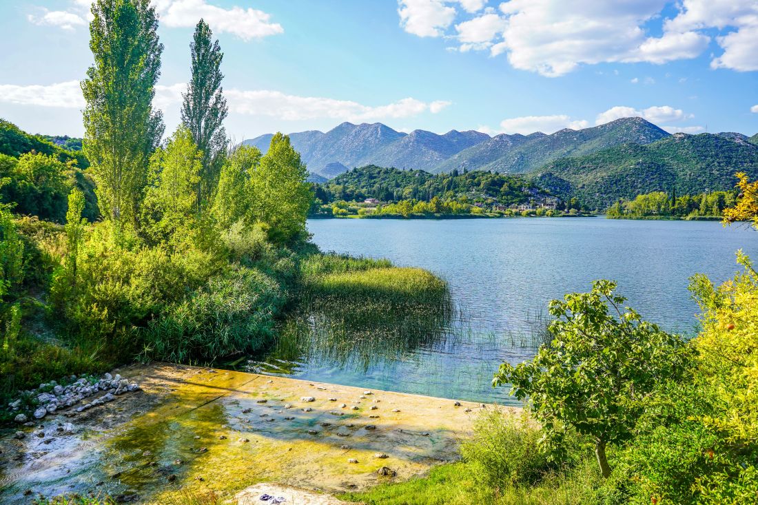 ploce dalmacia hrvatska croatia rijeka neretva