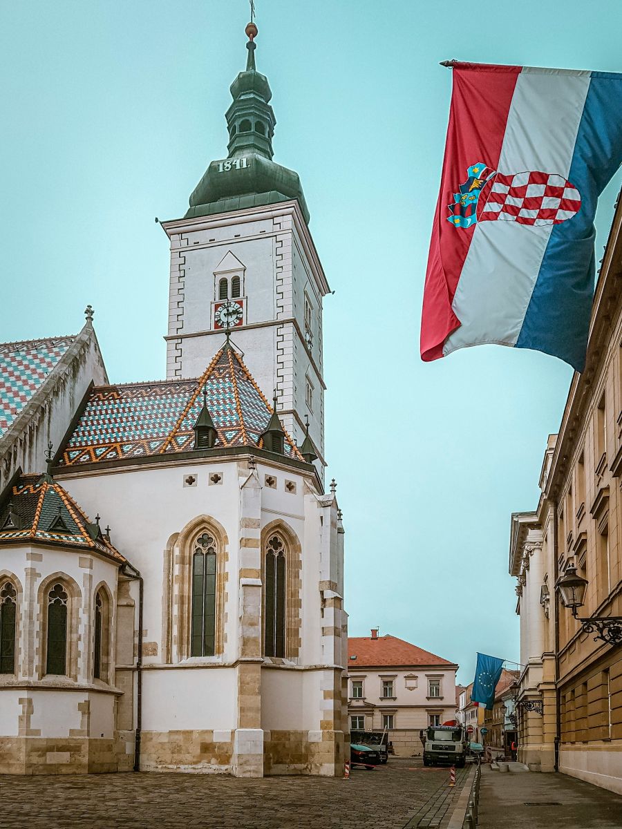 crkva svetog marka krov keramika Zsolnay