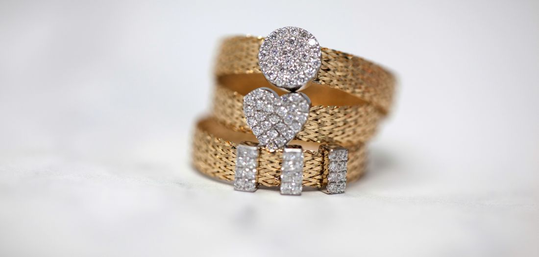 Zašto su veliki zaručnički prsteni apsolutni hit?