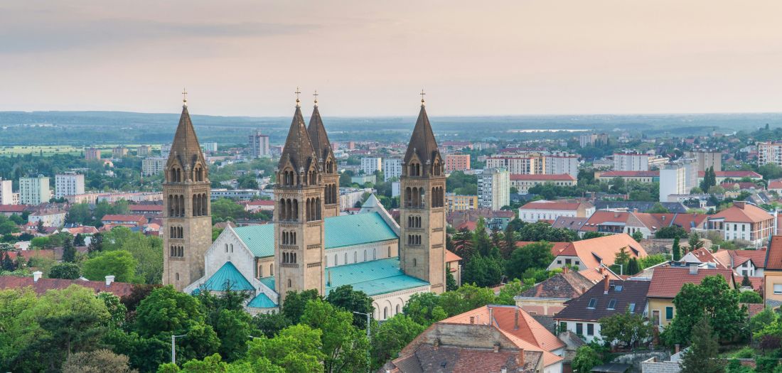 Pečuh zove, tkrijte UNESCO baštinu, ljekovite banje, najpoznatiju keramiku i vina Villánya!