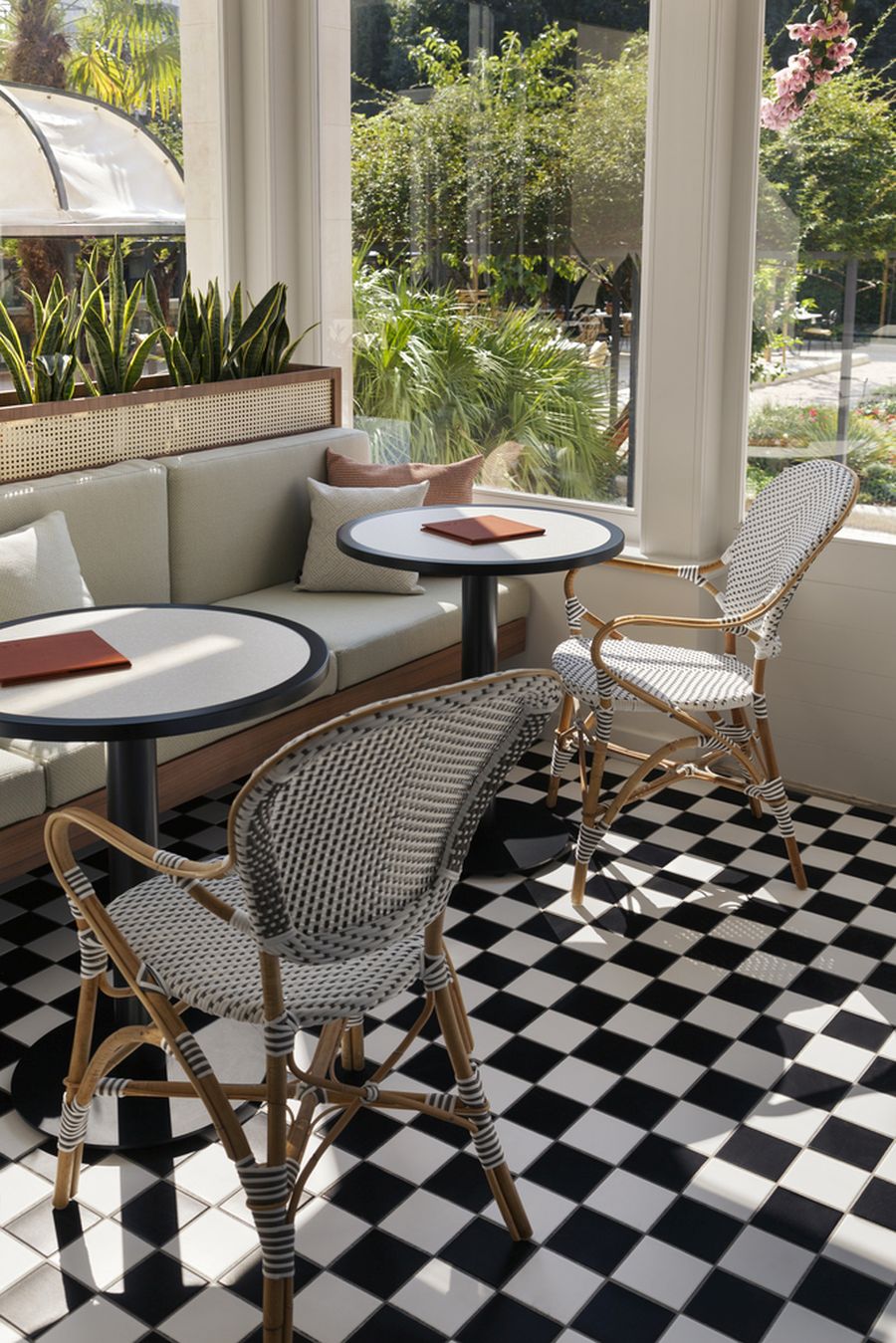 svjetska nagrada interijer 2025 restoran  Mokosh split