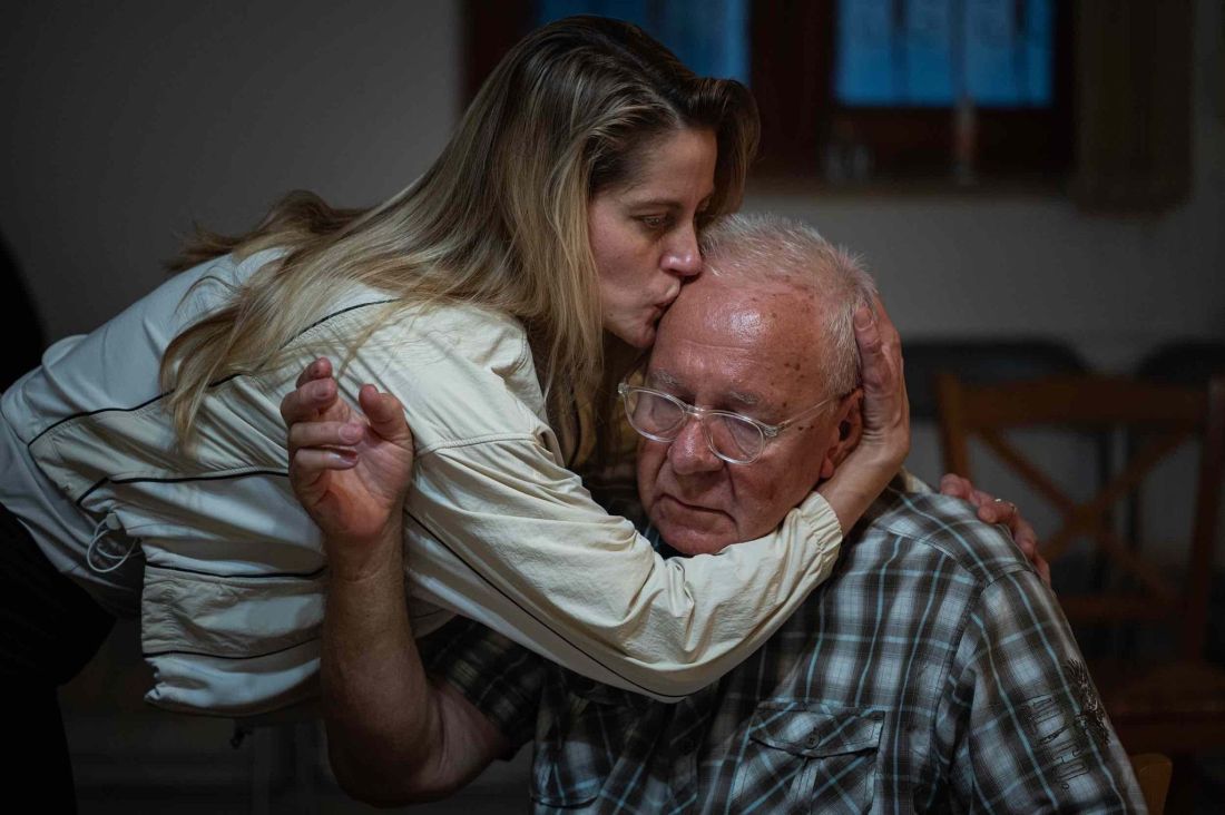 Arterarij predstava ratna stradanja silovanje