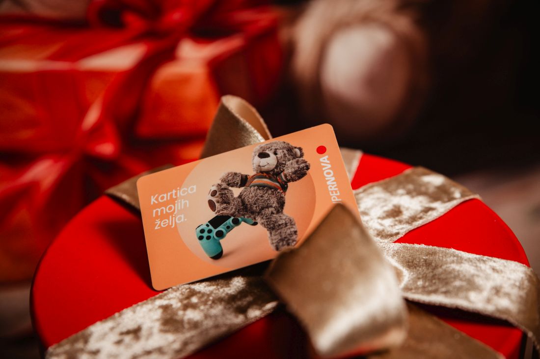 bozicna kartica darovna kartica pokloni