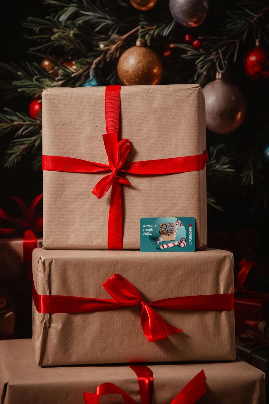 pokloni advent bozic darovna kartica supernova