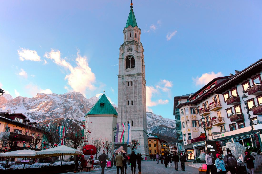 Cortina dAmpezzo centar grada crkva Belluno Italija