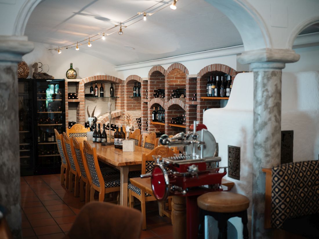 vino vinski podrum hotel lindenhof koruska austrija