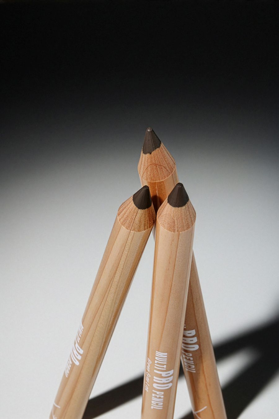 jedna olovka za obrve usta i oci Kallos MULTI PRO PENCIL