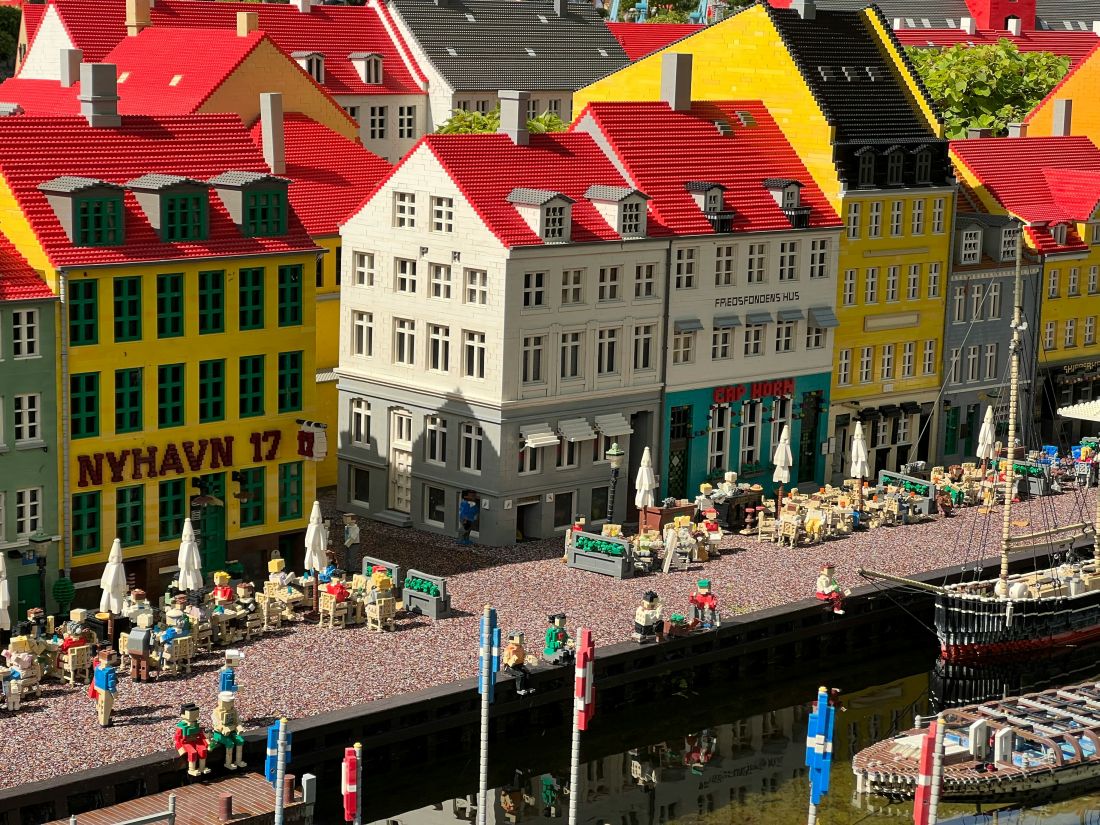 legograd Legoland Miniland nyhavn danska atrakcija