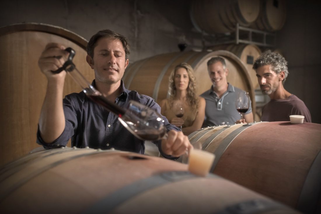 vinski podrum vinske bacve kusanje vina Casa de Uco Vineyards and Wine Resort Large