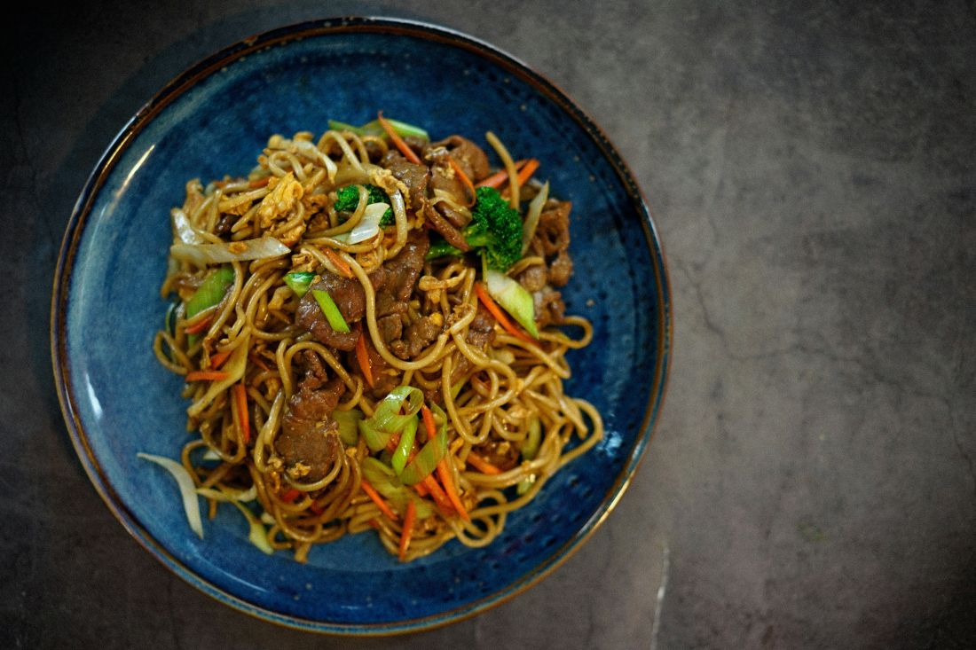 Chow mein s govedinom recept  iz kineskog restorana