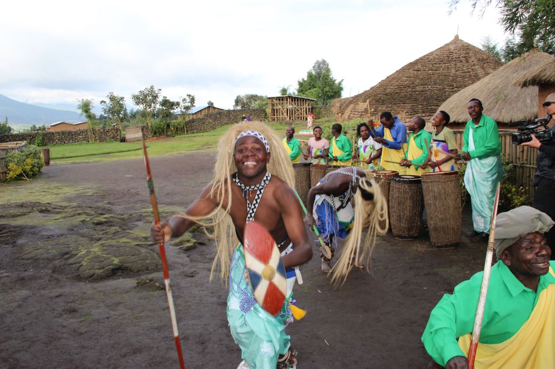 afrika Ruanda tradicionalno selo ratnika