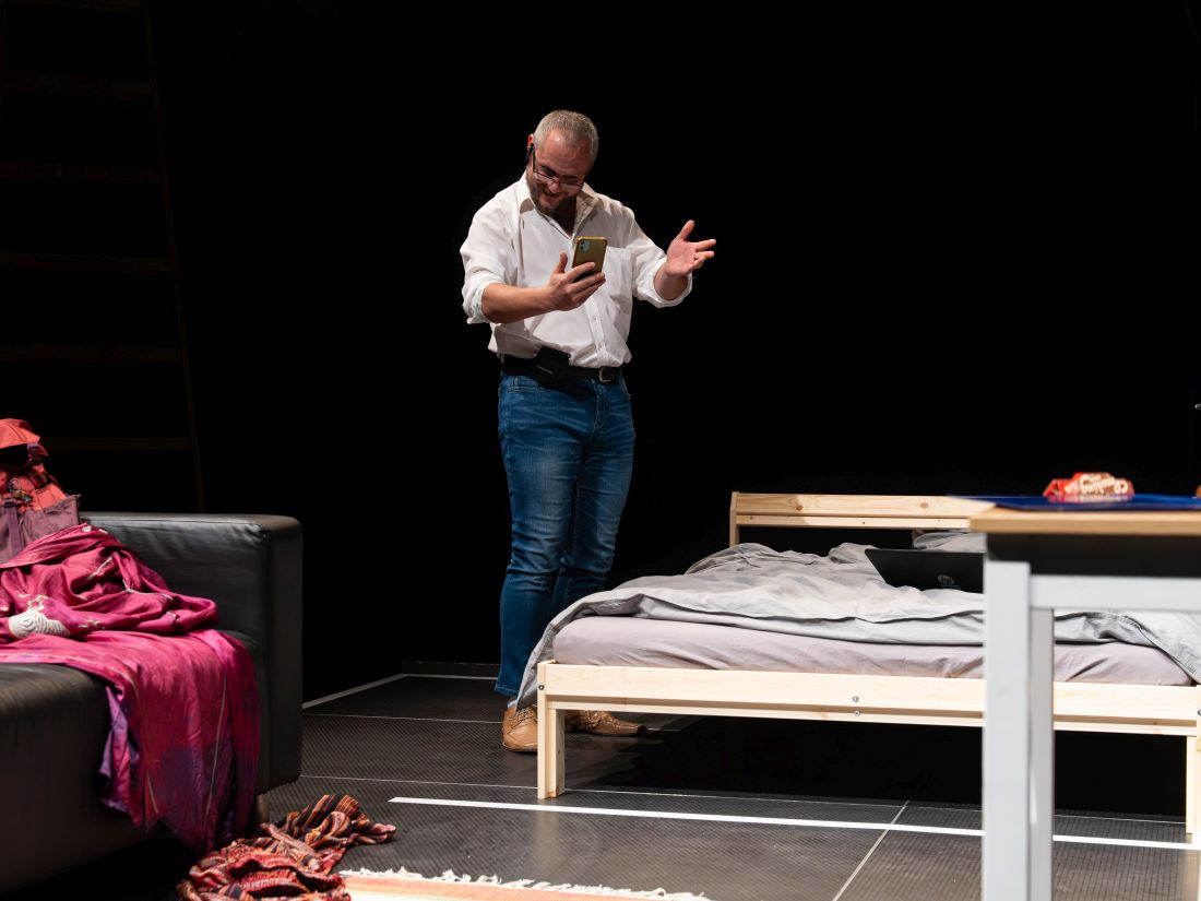 predstava Zeitnot kazaliste itd