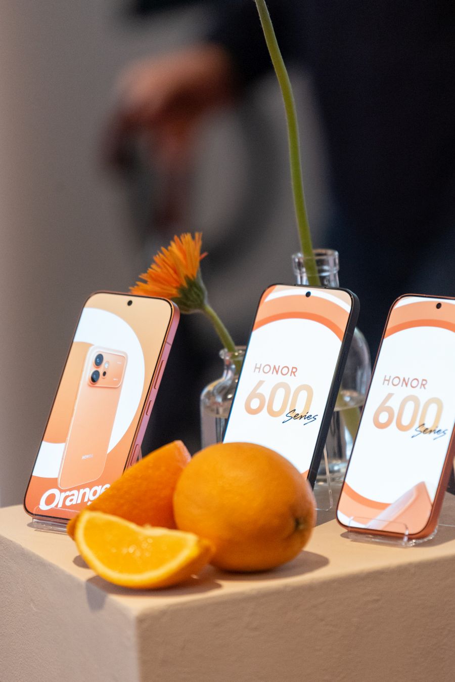 HONOR_Serija_600 mobitel