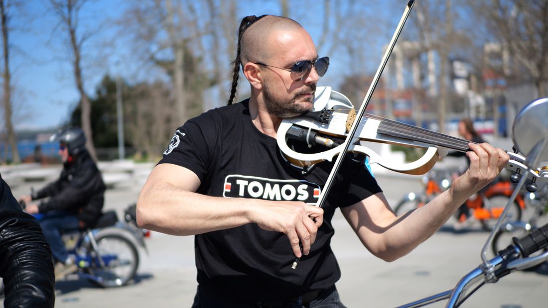Mario Rucner violinist