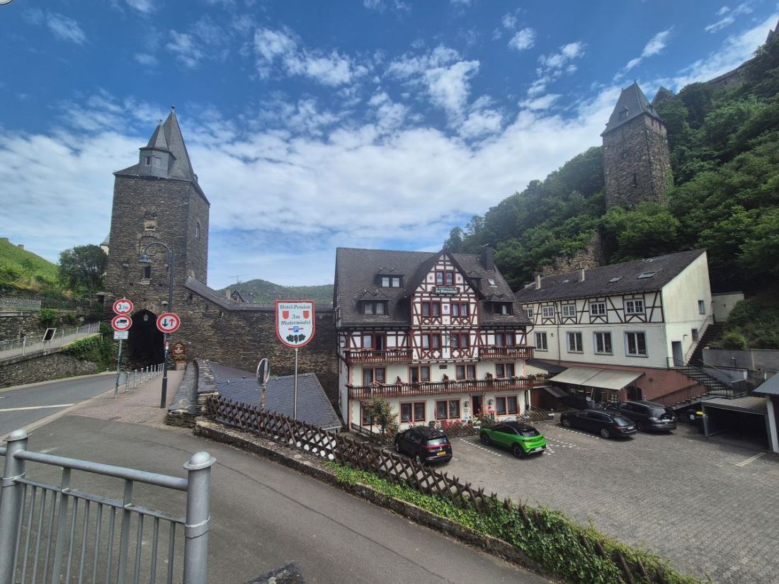 bacharach grad njemacka UNESCO