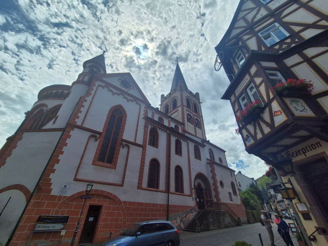 njemacki grad bacharach crkva