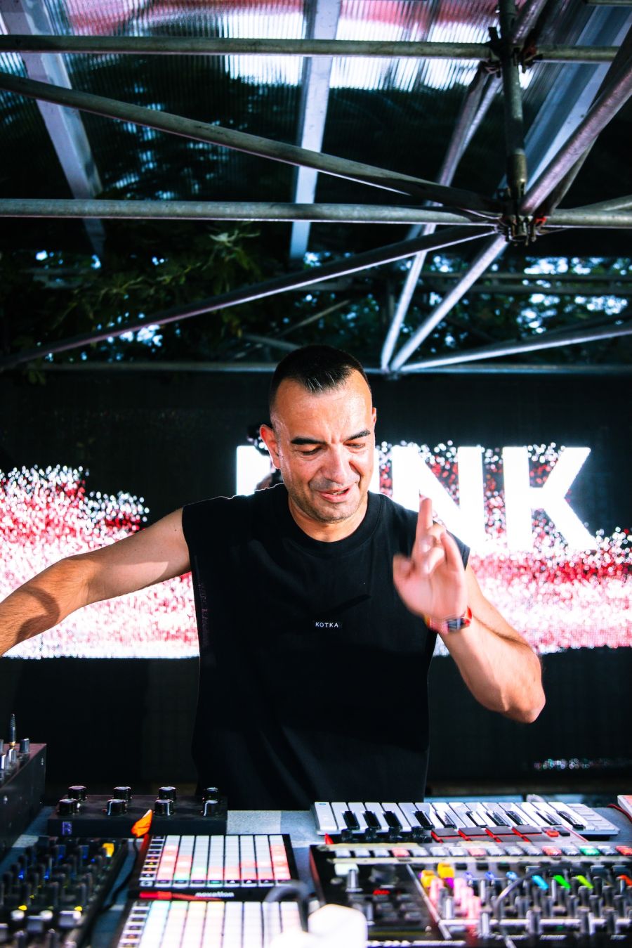 DJ Kink festival elektronicke glazbe jadran craotia tisno