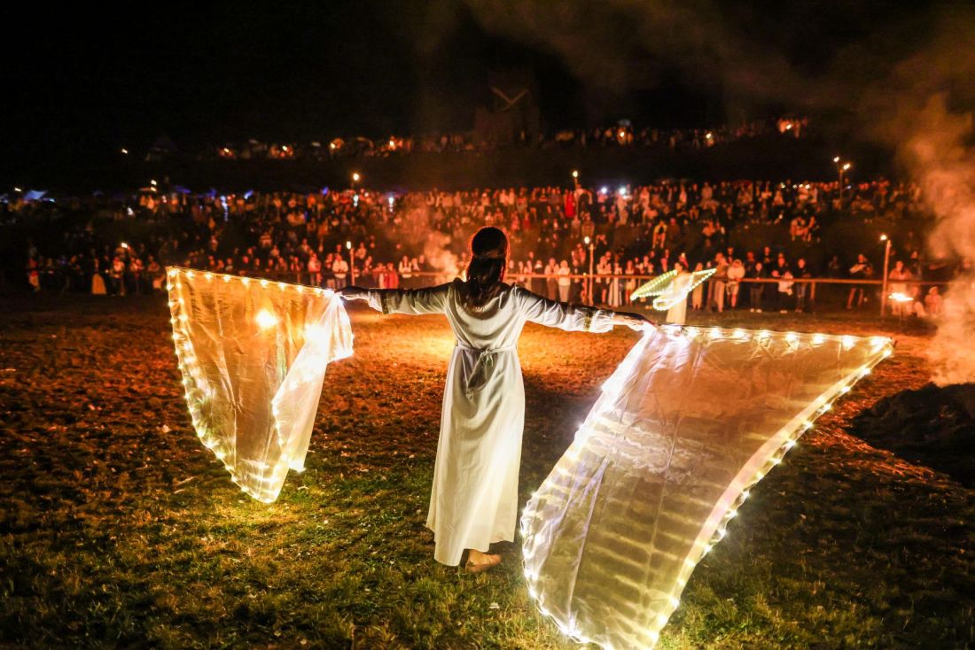 zena sa krilima Renesansni festival koprivnica
