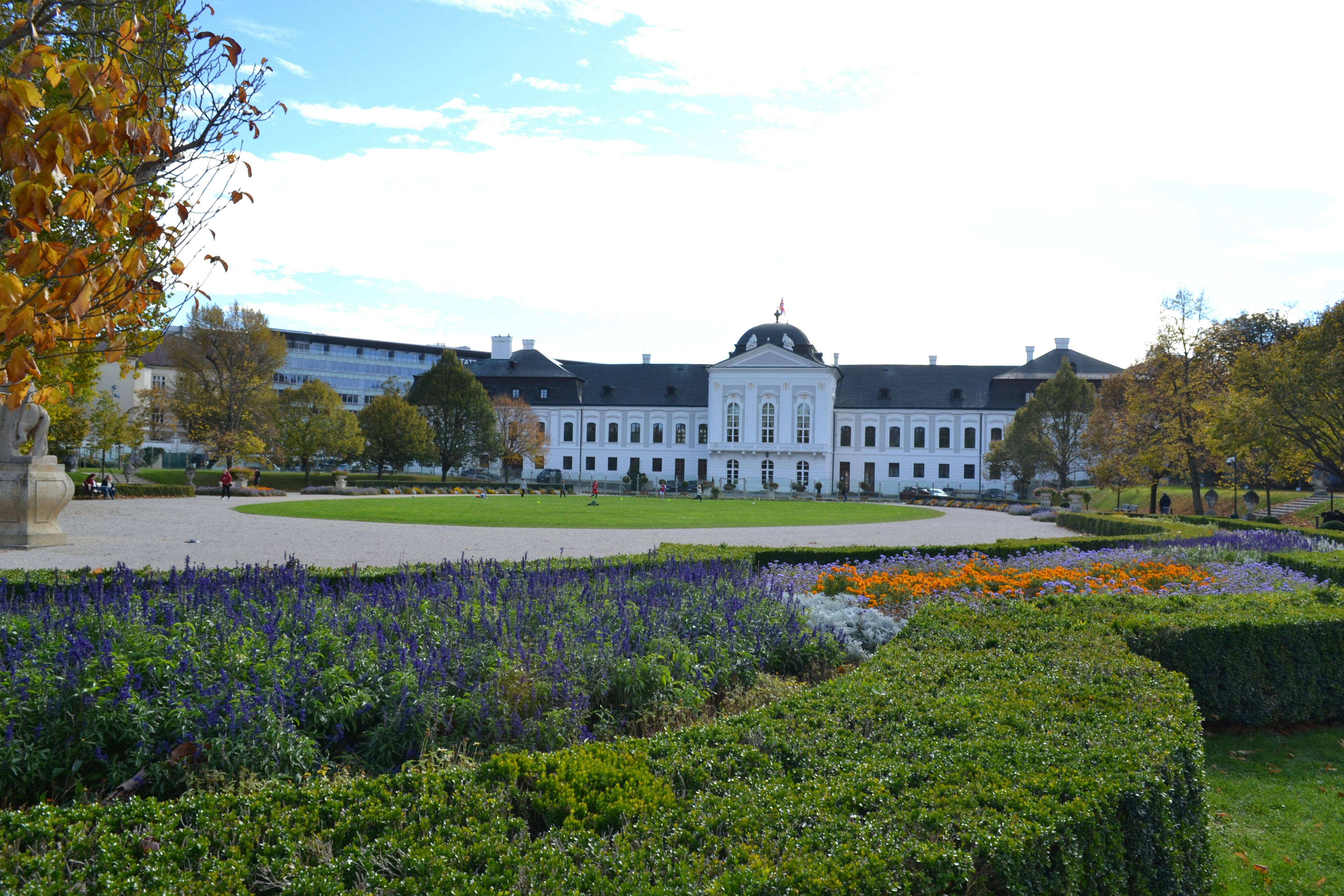 Grasalkovičov Palac park Hodzovo Bratislava Slovačka