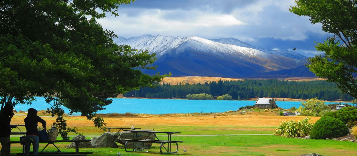 Jezero Tekapo Novi Zeland jesensko zimska putovanja