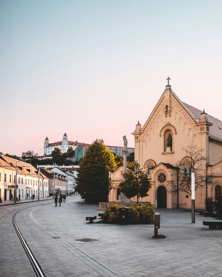 goticka crkva svete marije centar bratislava